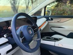Buick GL8 New Energy Luxe Premium 7-Seater - photo 4