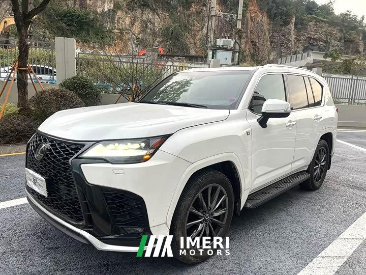 Lexus LX 600 Luxury North American Version - ავტომობილი ჩინეთიდან