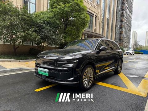 2025 Onvo L90 Ultra Six-Seater