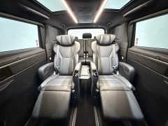 Toyota Alphard Hybrid 2.5L Premium Gold Edition - ფოტო 10