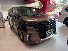 Toyota Alphard Hybrid 2.5L Premium Gold Edition - ფოტო 2