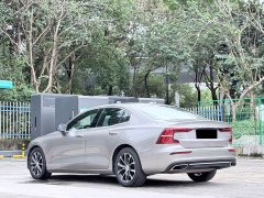 Volvo S60 B4 Smart Luxury Edition - ფოტო 16