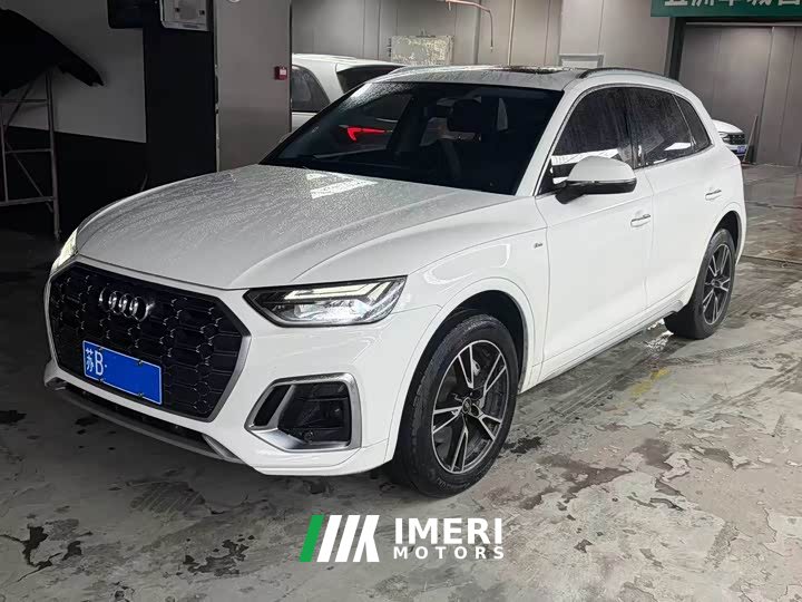 Audi Q5L 40T Fashion Dynamic Edition - автомобиль из Китая