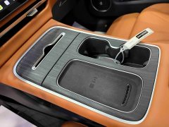 FAW Hongqi H7 PHEV 240 Smart Hybrid Edition - photo 14