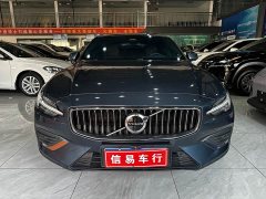 Volvo S60 B4 Smart Luxury Edition - ფოტო 2