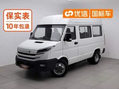 Iveco Daily 2.5T A35M1 Short Wheelbase Mid-Roof Dual Rear Wheels Side Sliding Door 5-9 Seater - фото 1