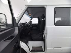 Iveco Daily 2.5T A35M1 Short Wheelbase Mid-Roof Dual Rear Wheels Side Sliding Door 5-9 Seater - фото 10