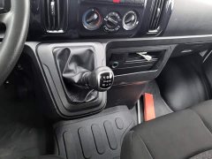 Iveco Daily 2.5T A35M1 Short Wheelbase Mid-Roof Dual Rear Wheels Side Sliding Door 5-9 Seater - фото 13