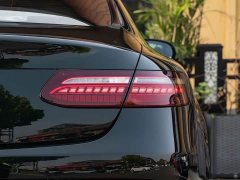 Mercedes-Benz E-Class (Imported) E 300 Coupe - ფოტო 11