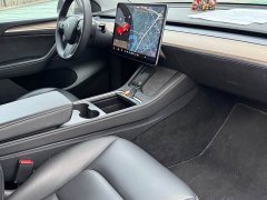 Tesla Model Y Long Range All-Wheel Drive - ფოტო 9