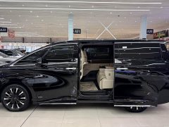 Toyota Vellfire Crown Hybrid 2.5L Premium Edition - ფოტო 5
