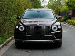 Bentley Bentayga 4.0T V8 Long Wheelbase - фото 2