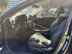 Hyundai Elantra 1.5L CVT GLX Elite - ფოტო 4