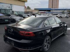 Volkswagen Magotan 330TSI DSG Luxury - ფოტო 9