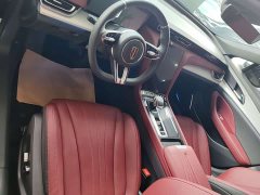 FAW Red Flag H5 2.0T Automatic Mystic Shadow Edition - фото 4