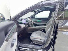 Lynk & Co 08 EM-P 120km Extended Range Halo - ფოტო 6
