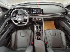 Hyundai Elantra 1.5L CVT GLX Elite - ფოტო 13