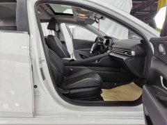 Hyundai Elantra 1.5L CVT GLX Elite - ფოტო 18