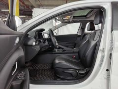 Hyundai Elantra 1.5L CVT GLX Elite - ფოტო 8