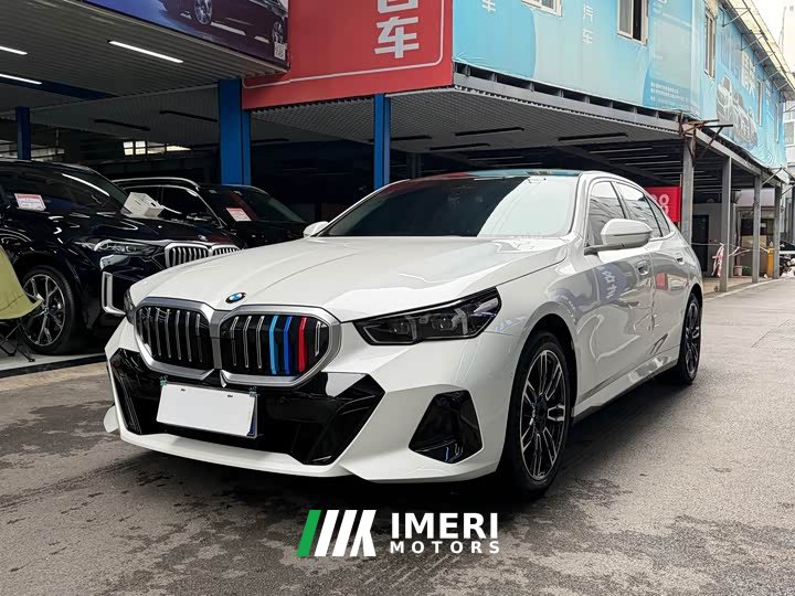 BMW 5 Series Facelift 525Li M Sport Package - ავტომობილი ჩინეთიდან