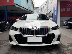 BMW 5 Series Facelift 525Li M Sport Package - ფოტო 2
