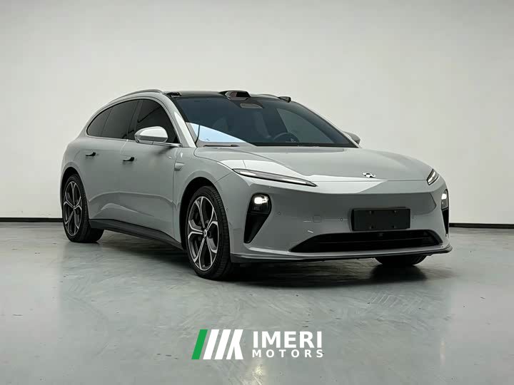 Nio ET5T 75kWh Touring - car from China