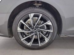 Audi A4L 200 Million Units Joyful Edition 40 TFSI Luxury Dynamic - фото 17