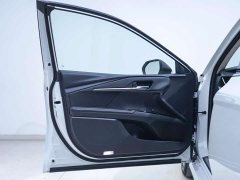 Toyota Camry 2.0L GVP Luxury - фото 12