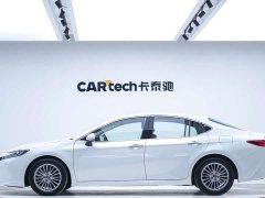 Toyota Camry 2.0L GVP Luxury - фото 2