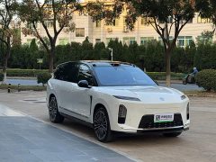 NIO ES8 Six-Seat Executive Signature Edition - ფოტო 3