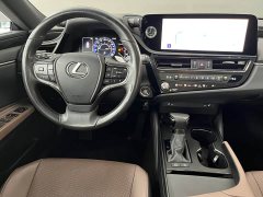 Lexus ES 200 Excellence Edition - ფოტო 13