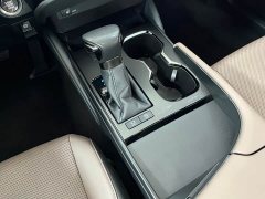 Lexus ES 200 Excellence Edition - ფოტო 15