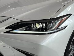 Lexus ES 200 Excellence Edition - ფოტო 18