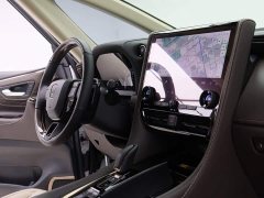 Toyota Vellfire Crown Hybrid 2.5L Executive Premier Edition - photo 13