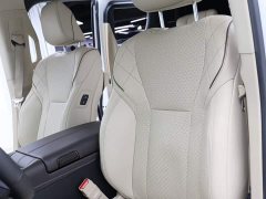 Toyota Vellfire Crown Hybrid 2.5L Executive Premier Edition - photo 3
