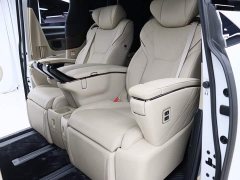Toyota Vellfire Crown Hybrid 2.5L Executive Premier Edition - photo 6