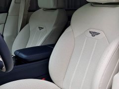 Bentley Bentayga 4.0T V8 Long Wheelbase - фото 11