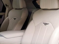 Bentley Bentayga 4.0T V8 Long Wheelbase - фото 12
