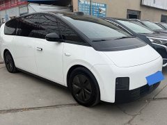 Li Auto Li Xiang MEGA Ultra - ფოტო 3