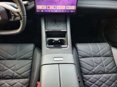 Lynk & Co 10 240 AWD Ultra H5 - фото 10