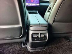 Lynk & Co 10 240 AWD Ultra H5 - фото 6