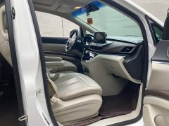 Buick GL8 Land Business Class Comfort Edition - фото 11