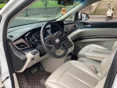 Buick GL8 Land Business Class Comfort Edition - фото 5