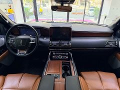 Lincoln Navigator 3.5T Prestige Edition - ფოტო 13