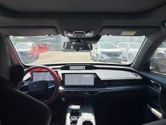 Changan Oushang Z6 New Energy Blue Whale iDD 150KM Flagship Plus Smart Parking Edition - ფოტო 5