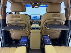 Denza D9 Gen 2 EV RWD Flash Charge Luxury Edition - ფოტო 19