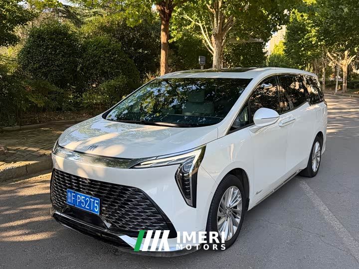 Buick Century 2.0T Six-Seat Yun Shi Edition