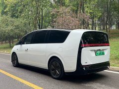 Li Auto MEGA Home Family Edition - ფოტო 16