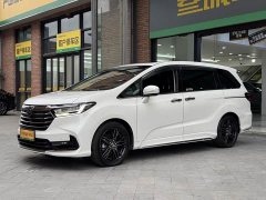 Honda Odyssey 2.0L e:HEV Sharp Radiance Edition - ფოტო 4