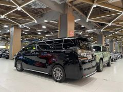 Toyota Vellfire Crown Hybrid 2.5L HV Premium Edition - photo 12